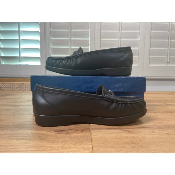 SAS Metro Slip On Loafers Smooth Black Leather Size 7.5 Double Wide NIB Slip-On - Picture 8 of 13